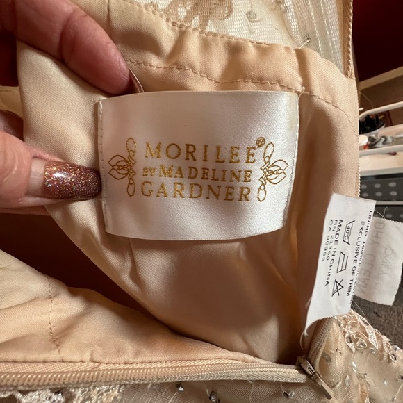 Fit and flair styled grad dress. Very minor alterations done. - Picture 5 of 5